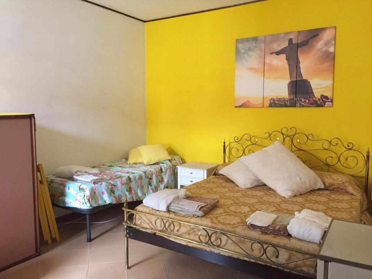 Pousada Copacabana Praia - Affittacamere - Casa Vacanza A Порто-Сант'Ельпідіо Екстер'єр фото