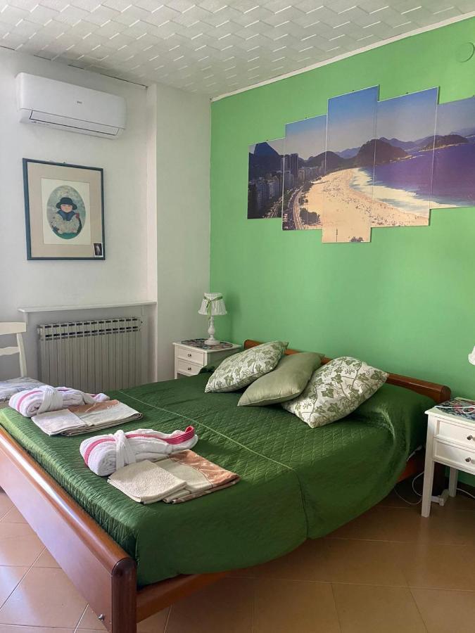 Pousada Copacabana Praia - Affittacamere - Casa Vacanza A Порто-Сант'Ельпідіо Екстер'єр фото