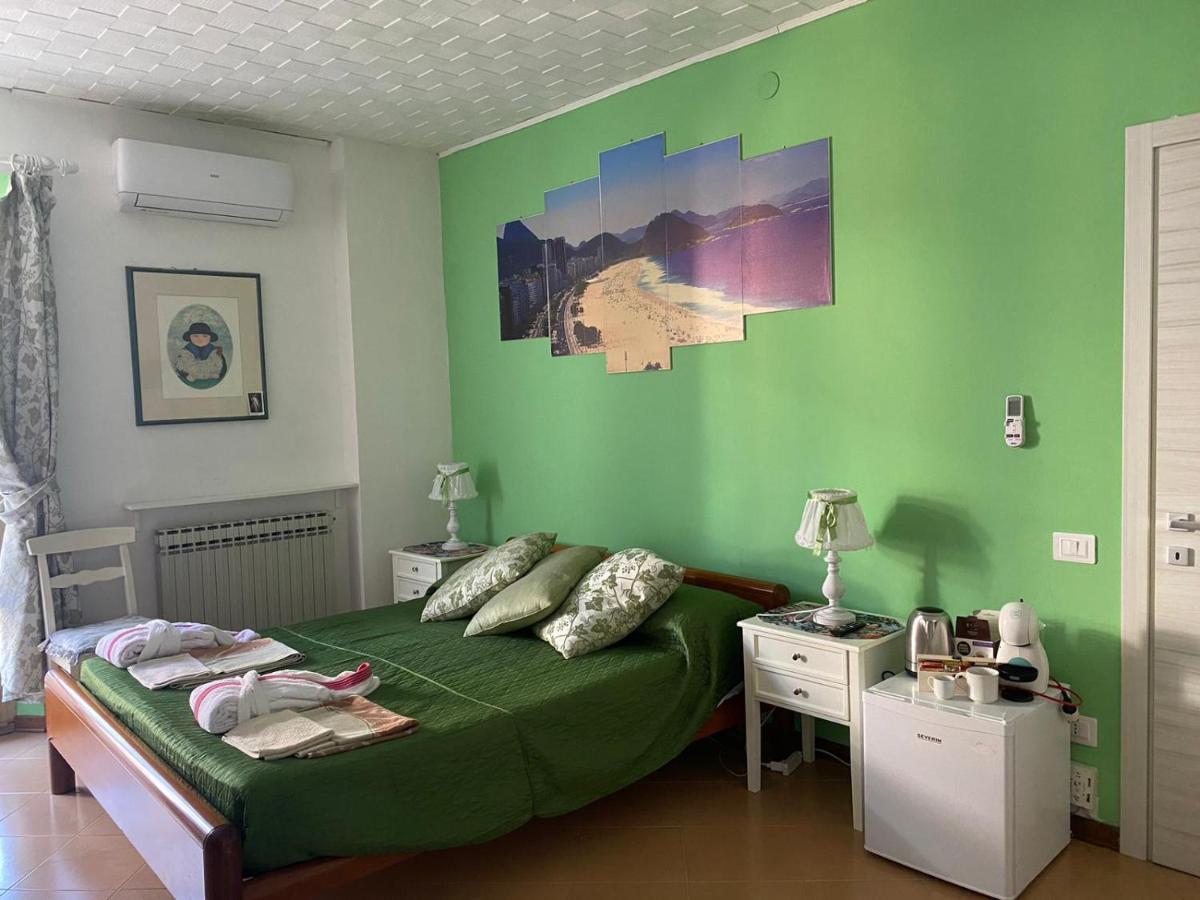 Pousada Copacabana Praia - Affittacamere - Casa Vacanza A Порто-Сант'Ельпідіо Екстер'єр фото